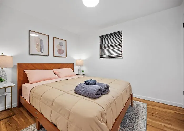Stylish House Near Frick Park Holiday home *